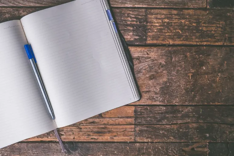 notebook — cuaderno