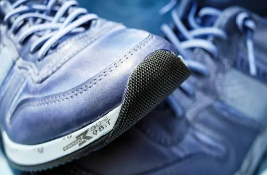 Кроссовки — Sneaker