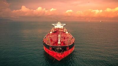 Tanker — pétrolier