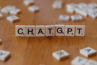 bavard — Chatty