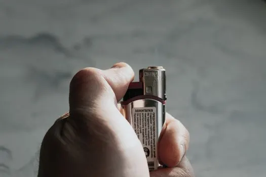lighter — briquet