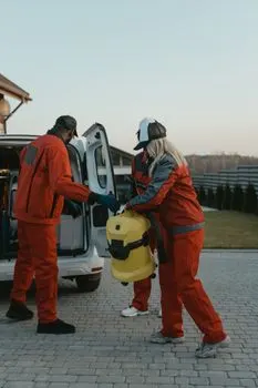 Posao je završen — Treaba este terminată