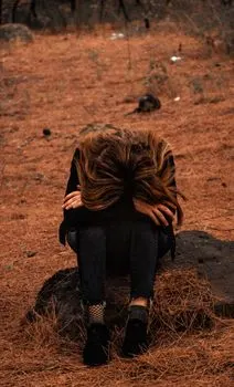 чувствую себя подавленным — feeling down in the dumps
