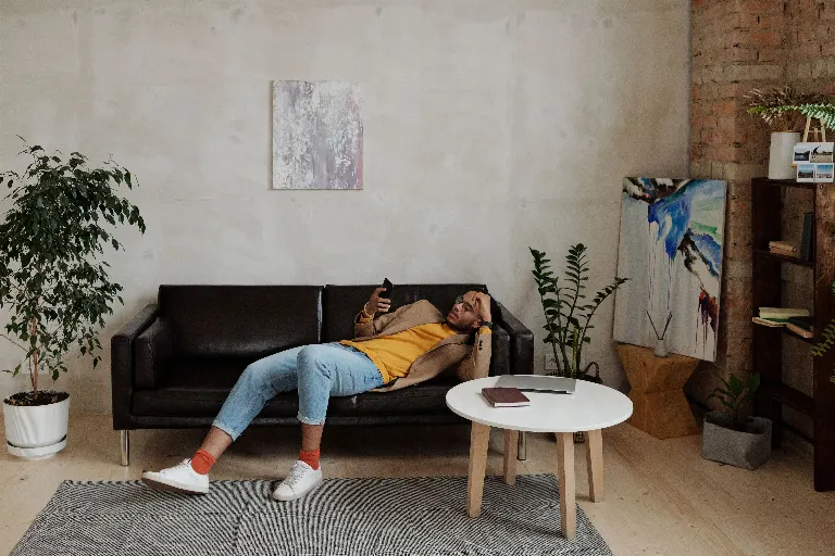 unmotivated — demotivato