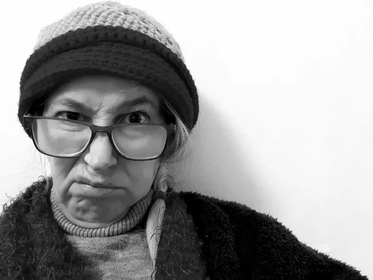 grumpy — grognon