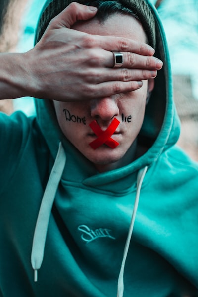 лжец — mentiroso