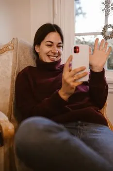 keep in touch — iletişimde kalmak