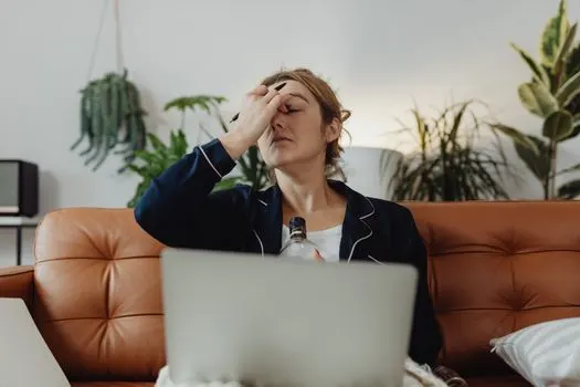 алкогольное опьянение — alcohol intoxication