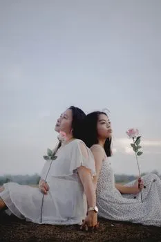 Похожий — Alike