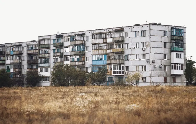 outskirt — périphérie