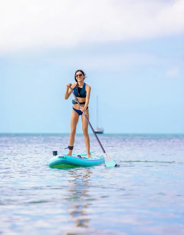 go paddle-boarding — faire du paddle