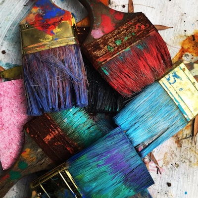 art supplies — fournitures d'art