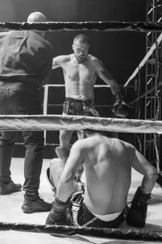 побить — Beat down