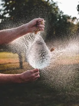 порывистый воздух — Gusting air