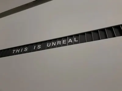 unbelievably — incroyablement