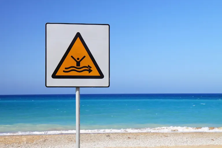 undertow — courant de retour