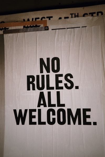 Bend the rules — contourner le règlement