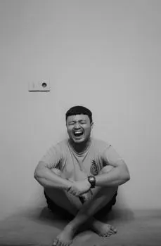 дразнить — zajebavati
