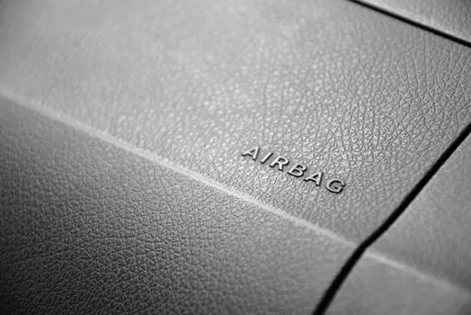 Воздушная подушка — Airbag