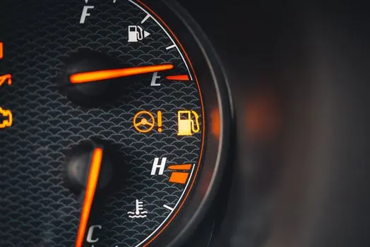 Ostao sam bez goriva — I've run out of fuel