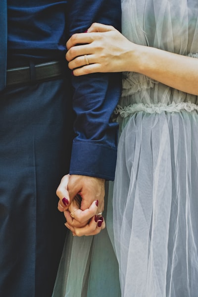 муж — Esposo