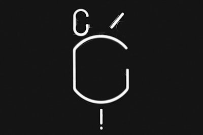 cautiously — prudemment