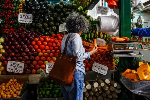 na pijacu — al mercato (moto a luogo)