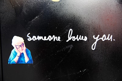 de quelqu'un d'autre — Of someone else's