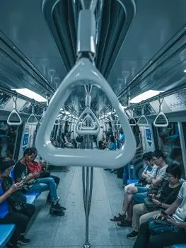 удобный общественный транспорт — Convenient public transport