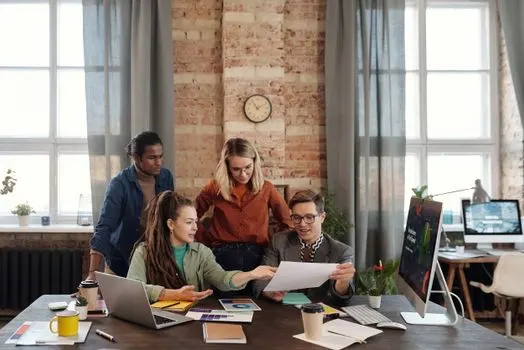 стать ценным членом вашей команды — become a valuable asset to your team