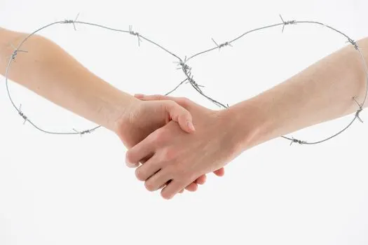 Вмешательство в конфликт — Intervenir dans un conflit