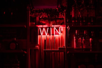 whined — pleurnichait
