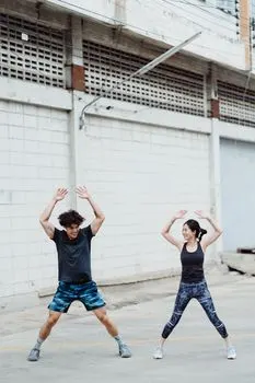 поддерживать форму — keep fit