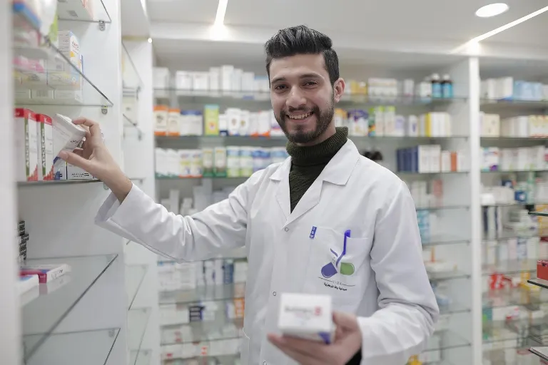 over-the-counter medicine — médicament sans ordonnance