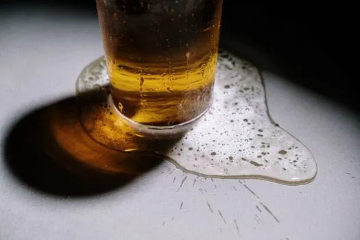 the last straw — kropla, która przelała czarę