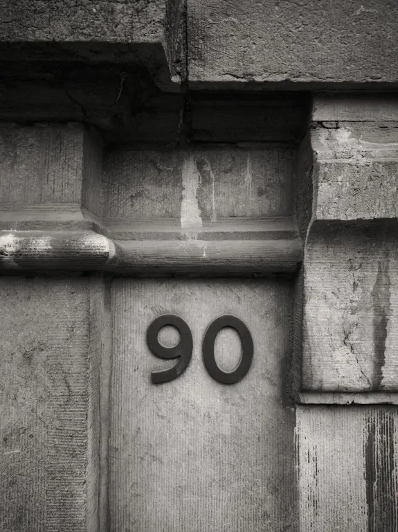 ninety — quatre-vingt-dix