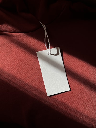 étiquette — label