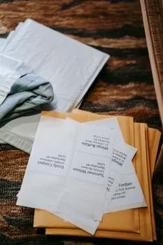 postage — Почтовые расходы