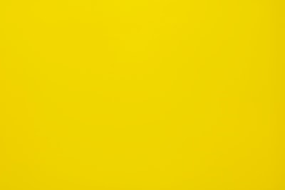 жёлтый — giallo