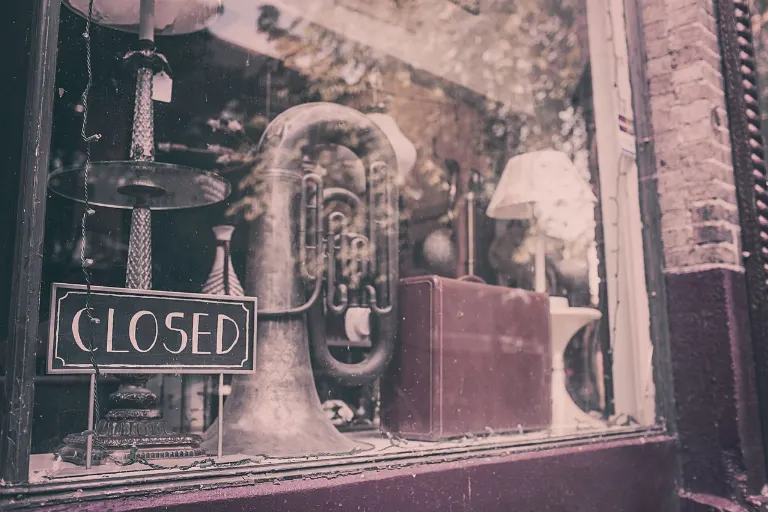 unavailable — indisponible