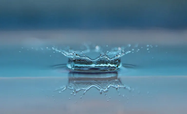 splash — salpicar