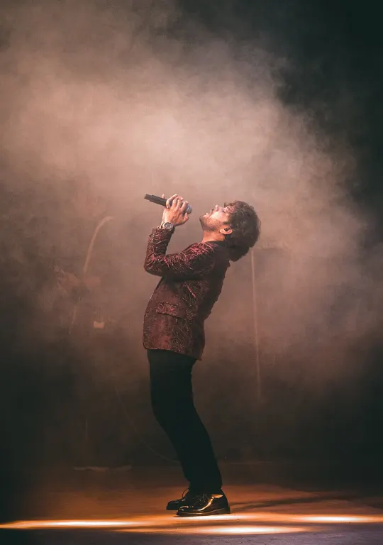 performer — artiste