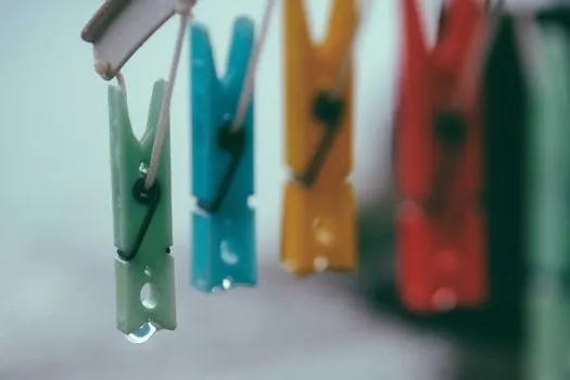 Прищепка для белья — Clothes peg