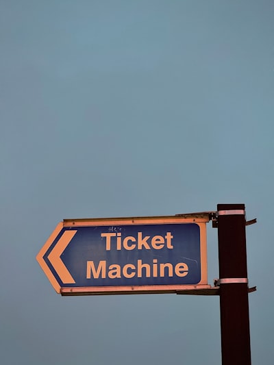 máquina de billetes — ticket machine