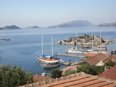 İşte buradayım — Evo me