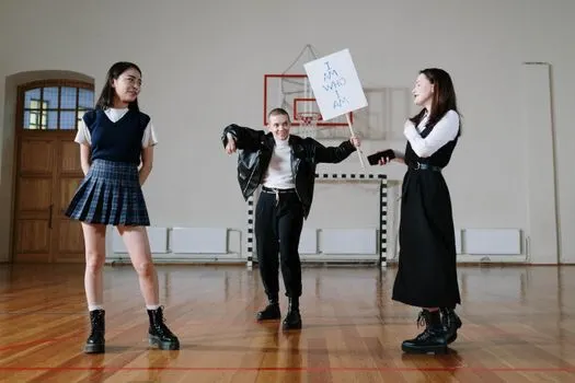 Одноклассники — Classmates