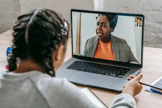 onlajn nastava — online classes