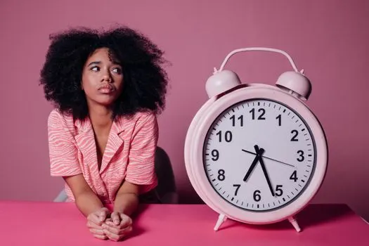 À quelle heure ? — Um wie viel Uhr?