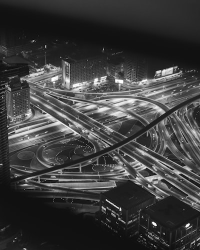 se croiser — intersect
