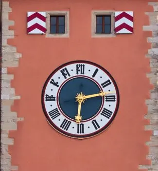 ¿qué hora es? — Wie spät ist es?